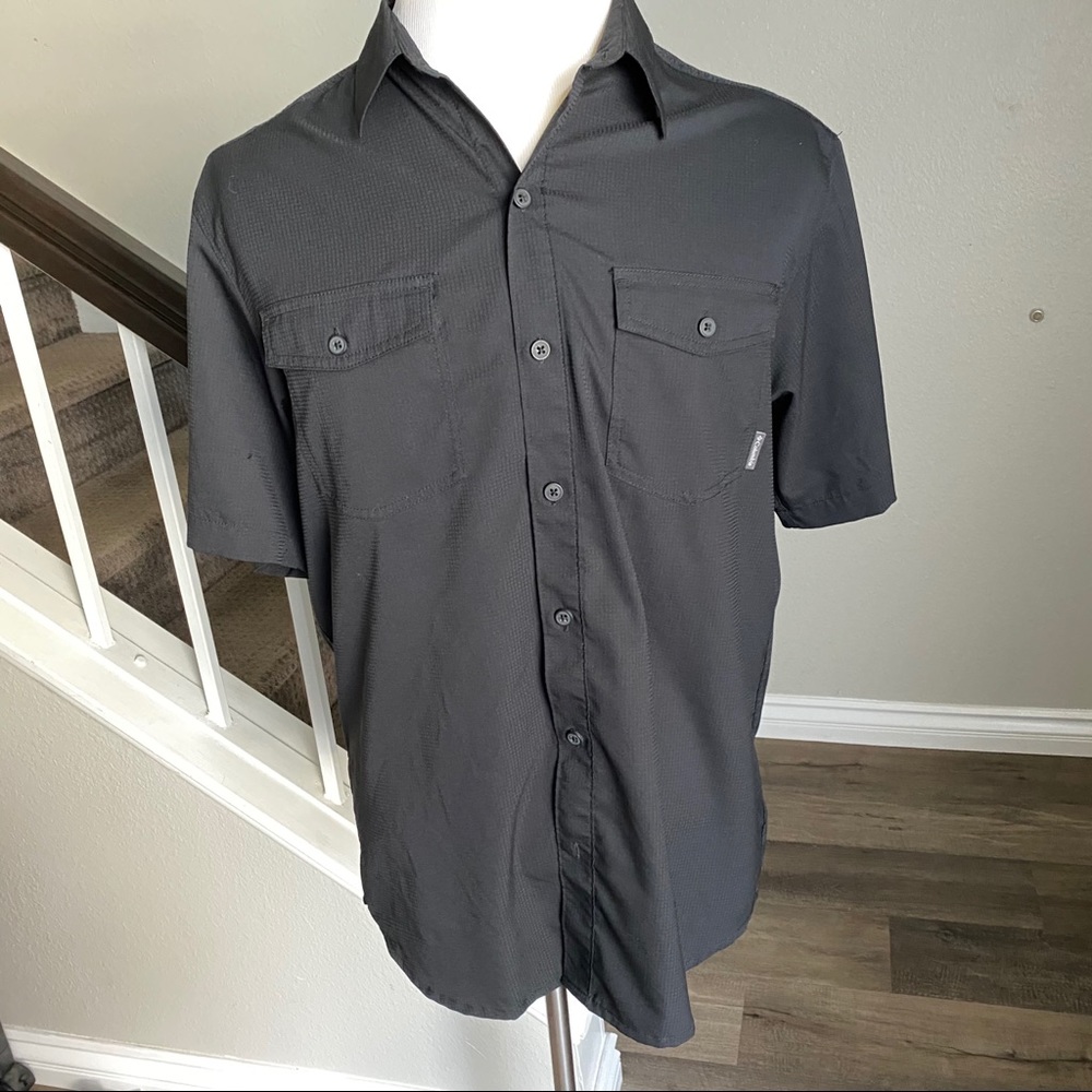 Columbia Short Sleeve Shirt